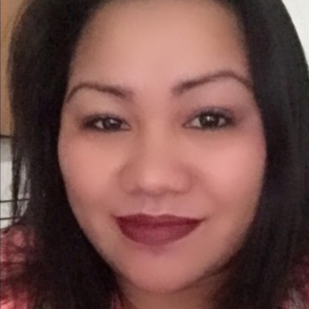 Meet your Posher, Leah